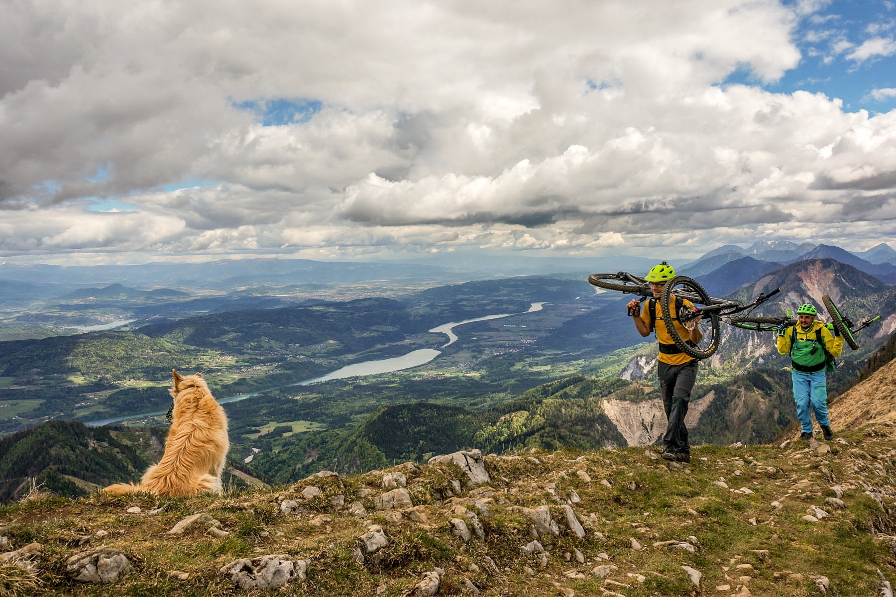 Über den Dächern von Kärnten, Slowenien und Italien